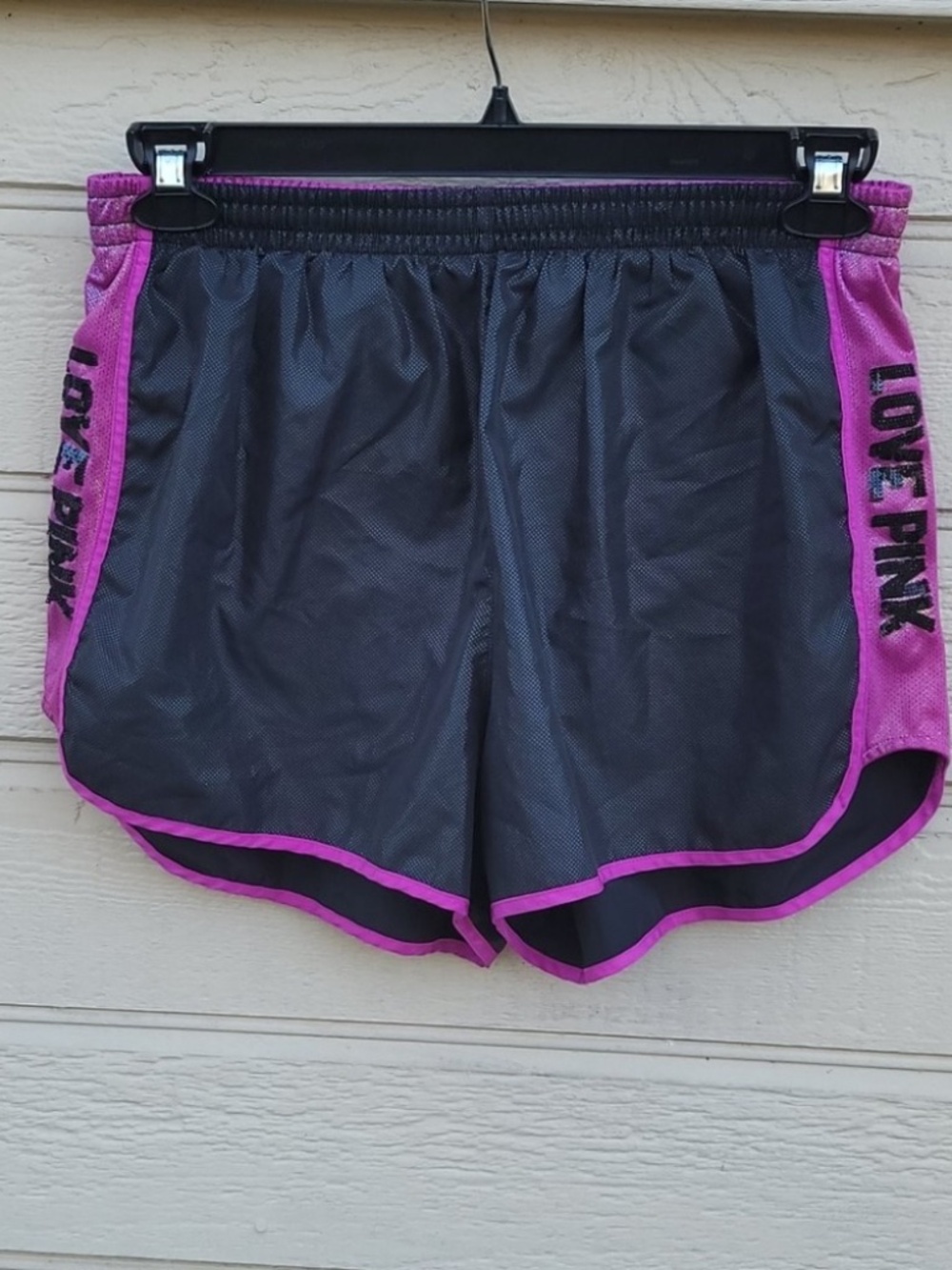 VICTORIA'S SECRET PINK SIZE LARGE L GYM SHORTS LOT5959